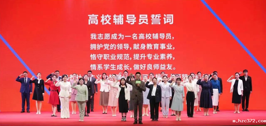 图片包含 游戏机, 地毯描述已自动生成